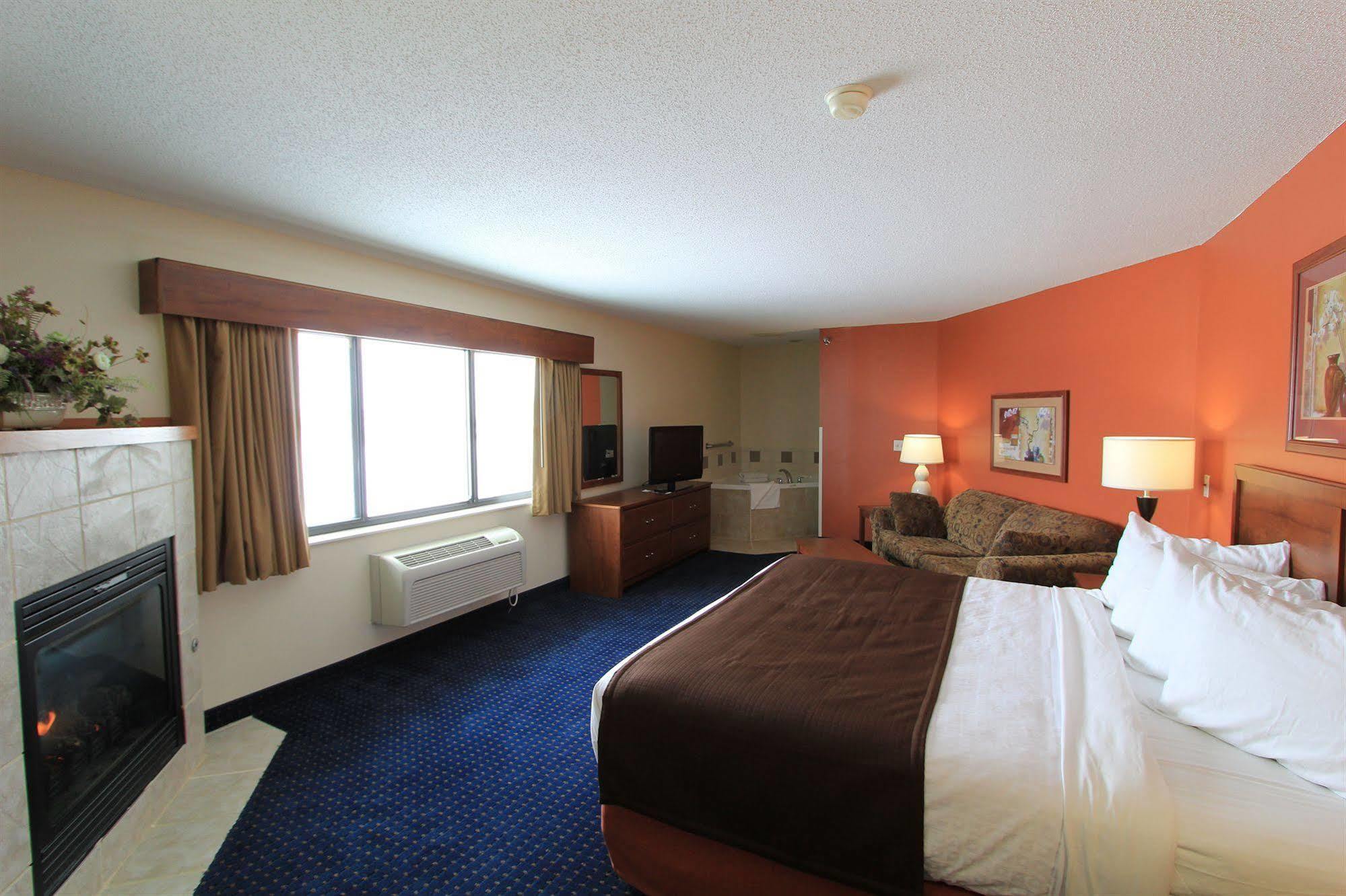 Americinn By Wyndham Cedar Rapids Airport Exterior foto