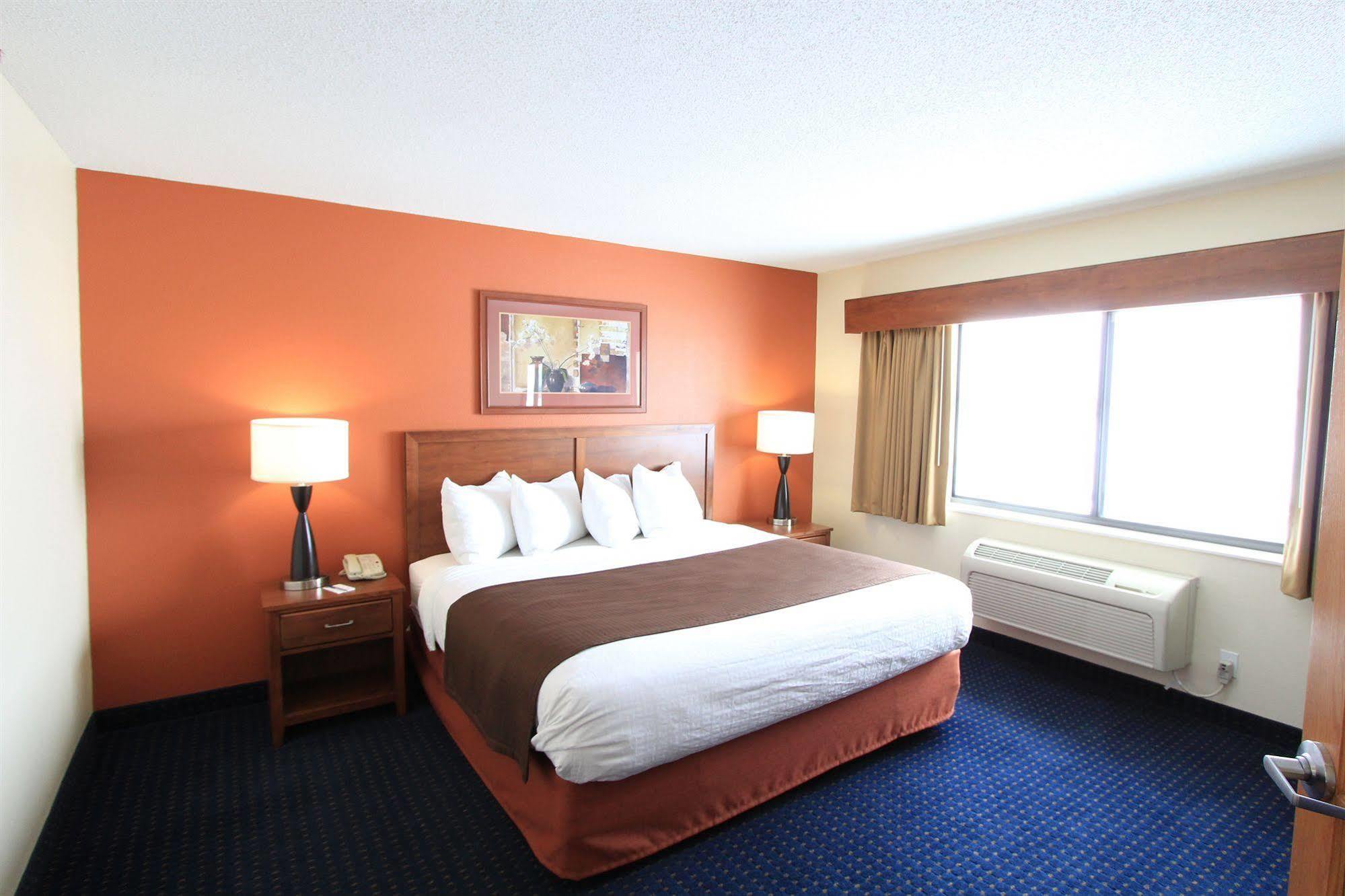 Americinn By Wyndham Cedar Rapids Airport Exterior foto